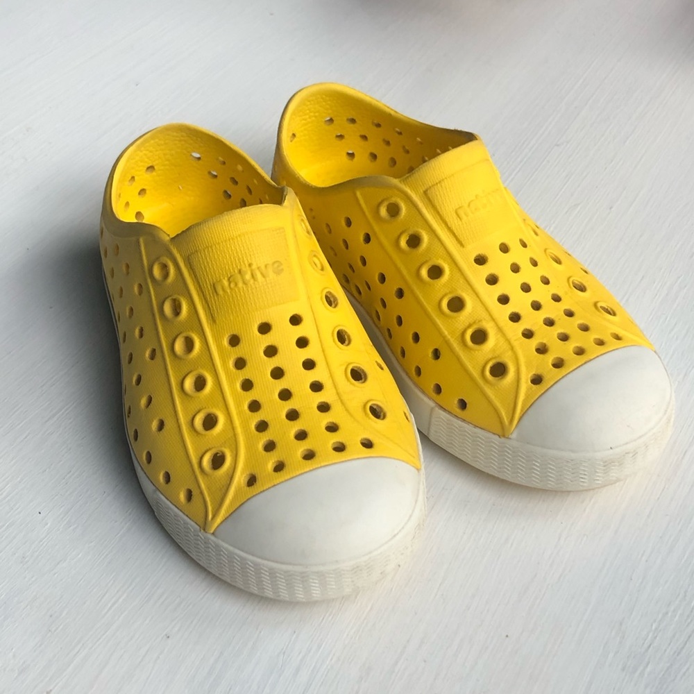 Native shoes - kids toddler shoe size 7